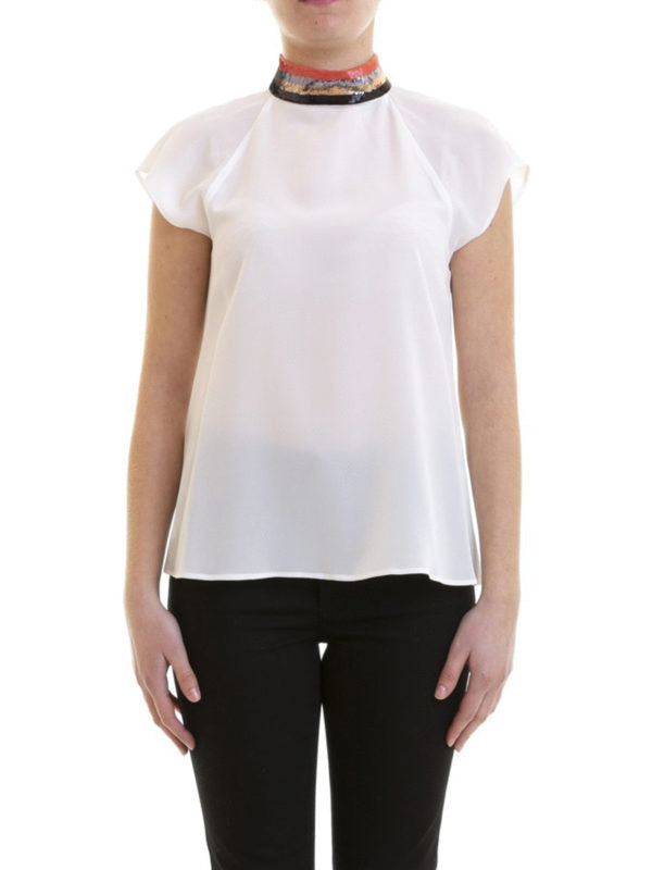 Emporio Armani
Sequined Collar Silk Blouse