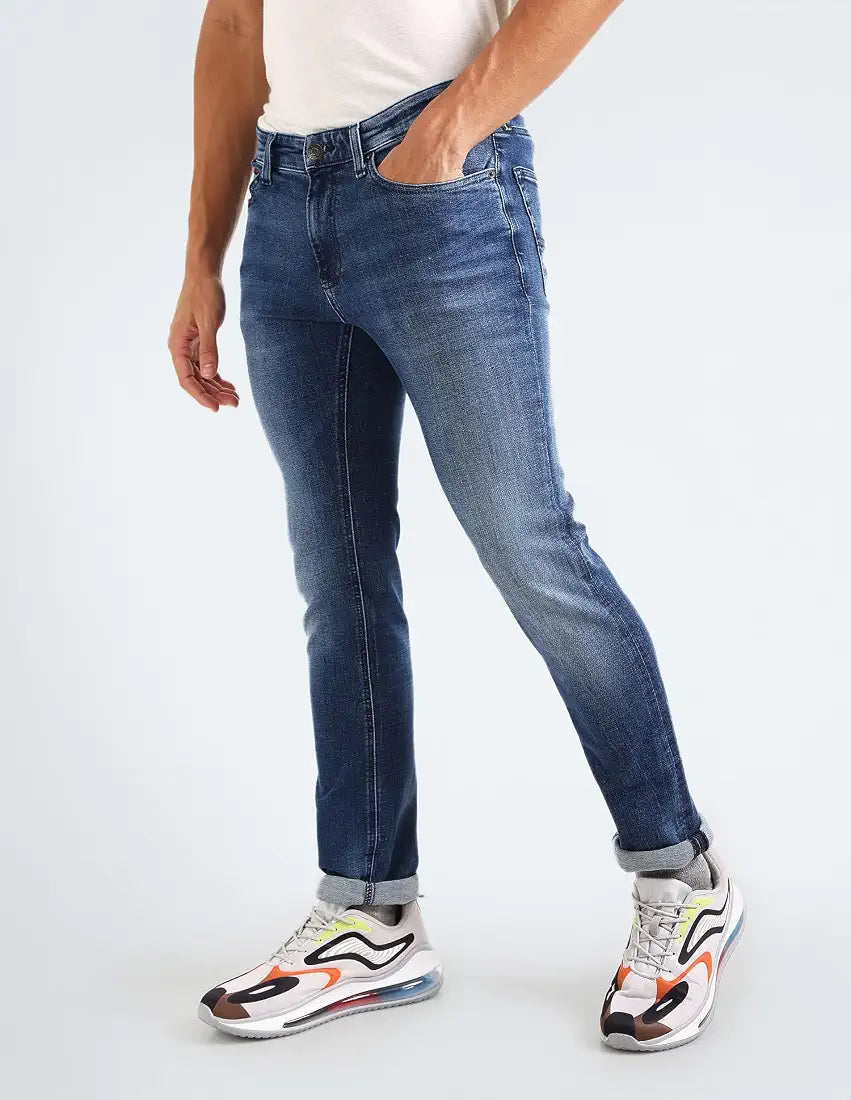 TOMMY HILFIGER Men Slim Mid Rise Blue Jeans