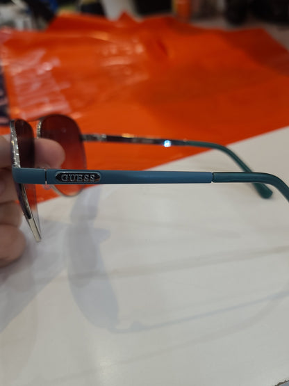 GUESS Sunglasses – Sleek, Stylish, and Sun-Ready