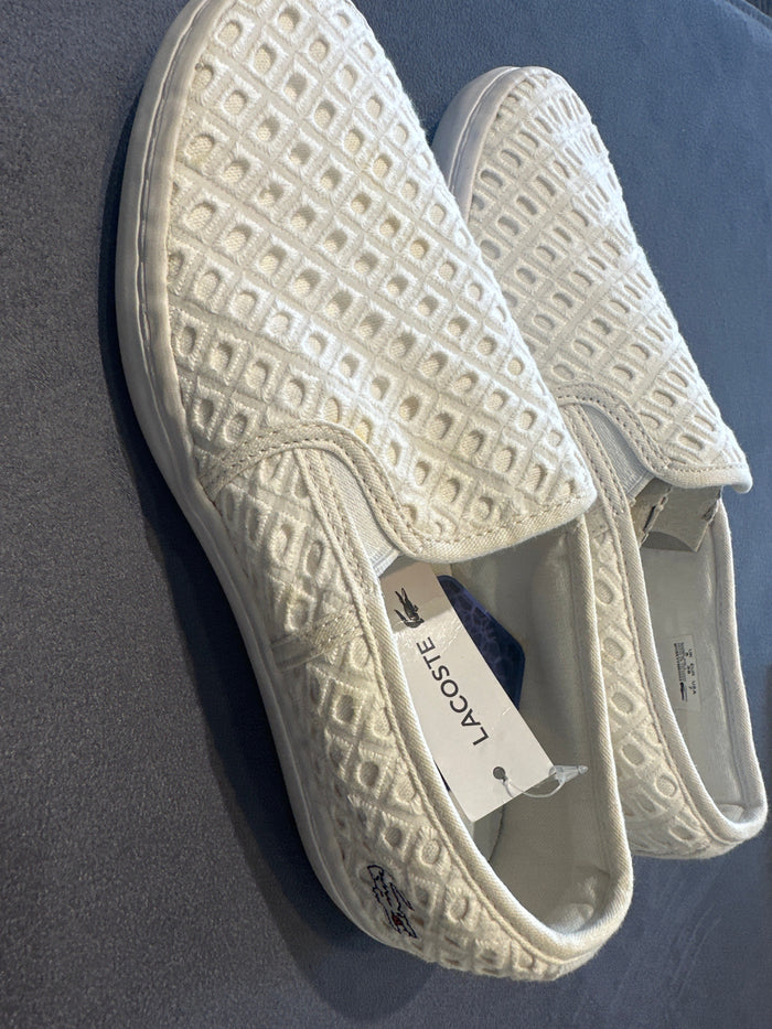 Clearance of Lacoste Sneakers – Slip-On Sneaker