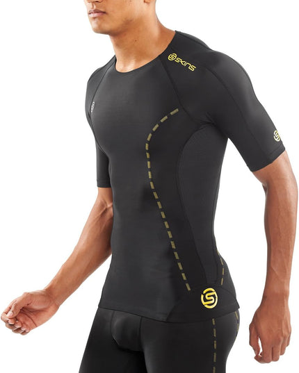 SKINS Men’s DNAmic Compression Short Sleeve Top,