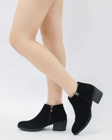 Size: 39 - Vepose Women's 9002 Suede Leather Low Booties, Ankle Boots, Black, Low Heel Elegant Boot(CJY9002 Black)