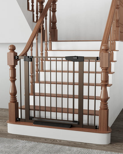 Cumbor 75-103 cm Baby Gate for Stairs, Mom's Choice Awards(Brown)