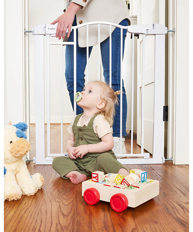 Cumbor 75-116 cm Arched Decor Baby Gate for Stairs No Drill, Mom's Choice Awards Winne, White , 78 cm Tall