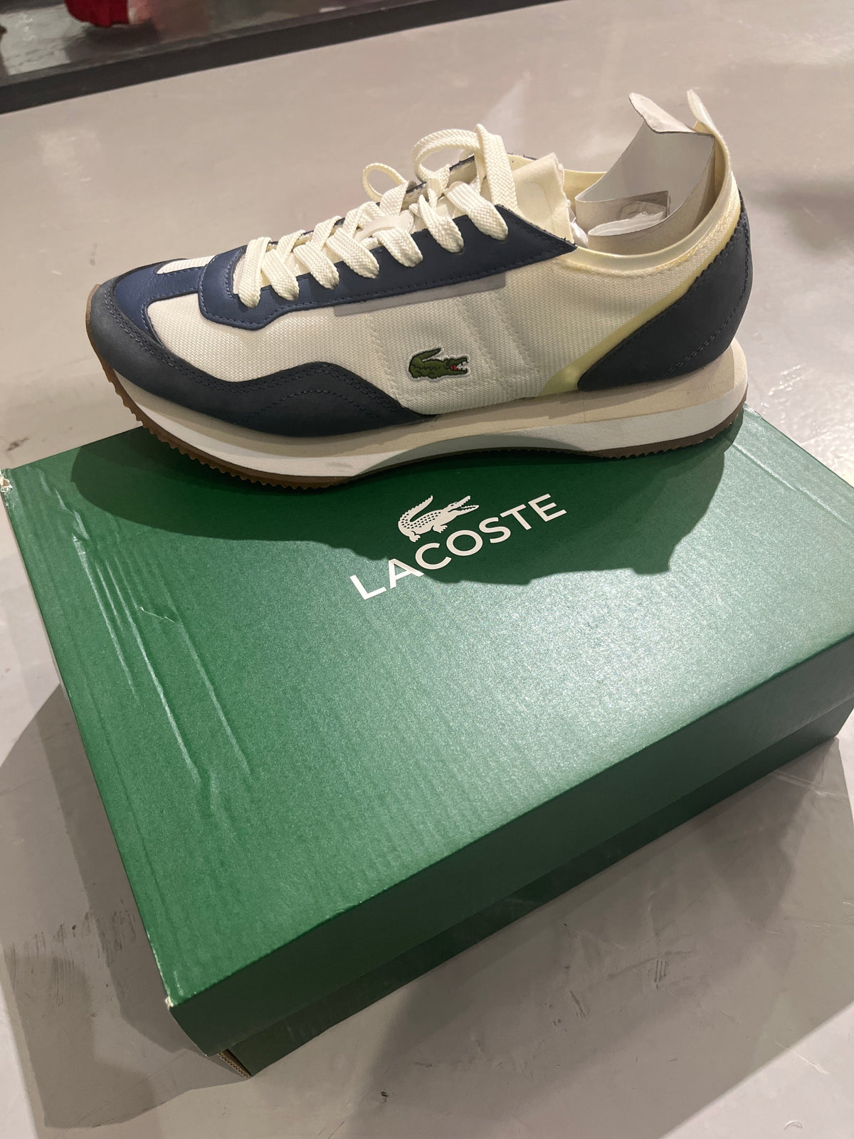 Lacoste Women'S L-Spin Deluxe Navy & Off-White Sneakers