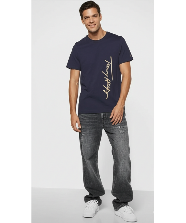Tommy Hilfiger Men’s Navy Cotton T-Shirt – Classic Logo