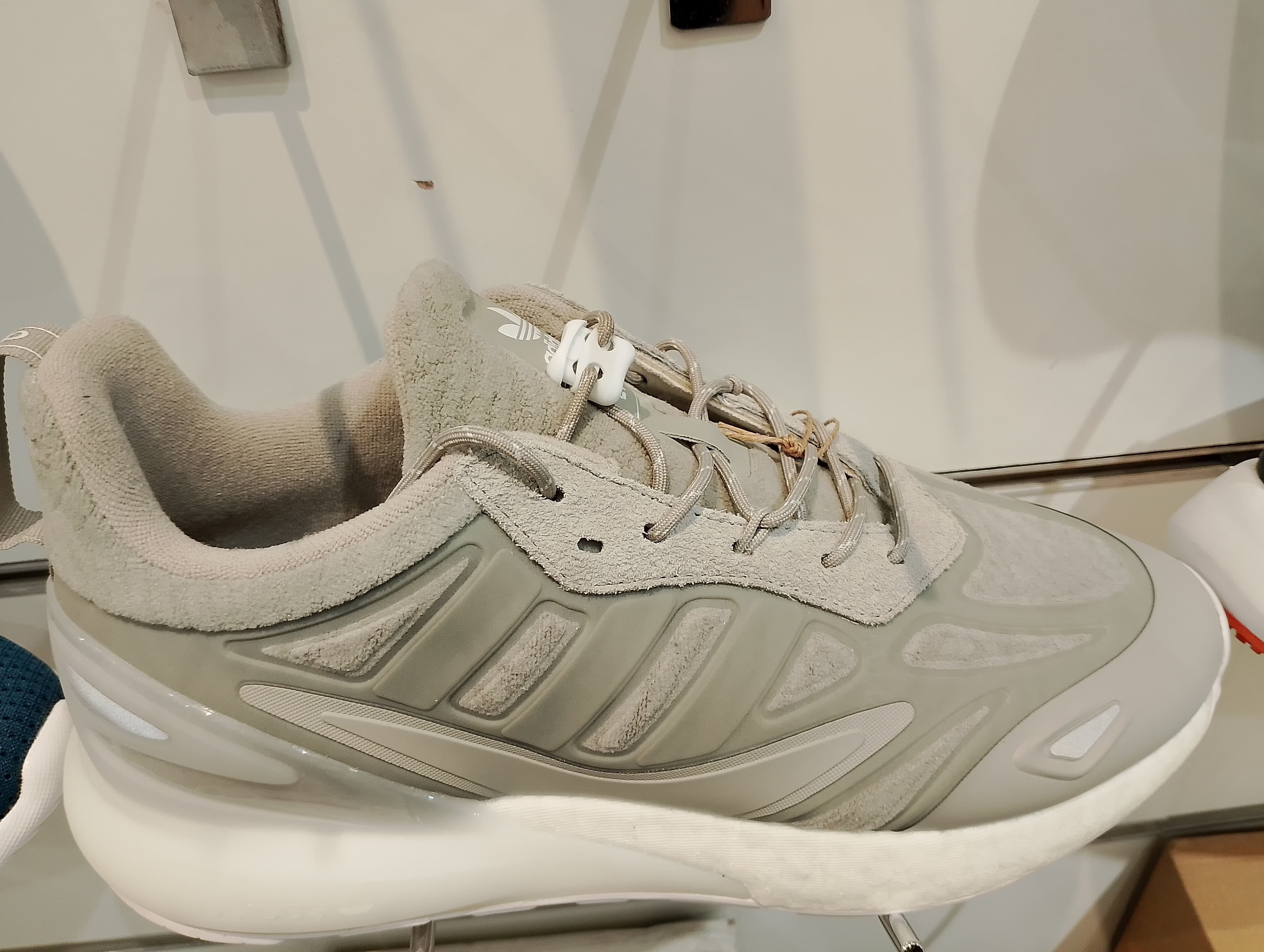 Stock Lot Clearance Wholesale of Adidas Shoes