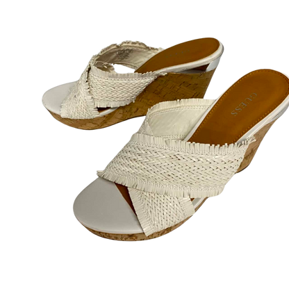 Guess GW Bridle-B Women's Heels, White Fabric