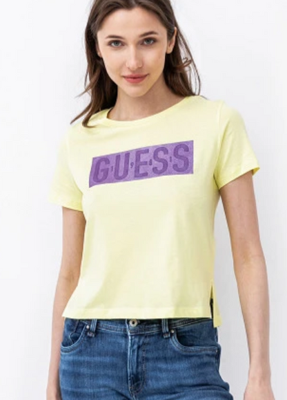Guess Women'S Classic Logo T-Shirt – Yellow