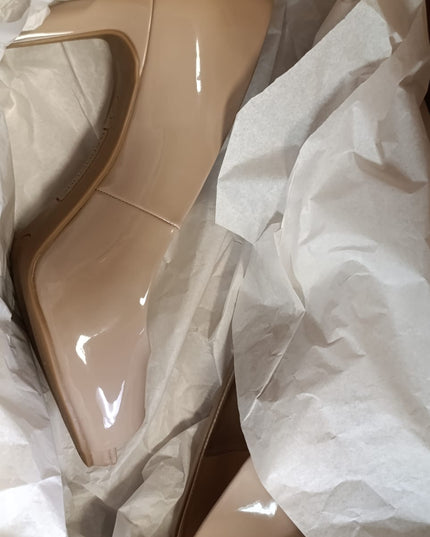 SIZE 40 - Bandolino Women's Rainaa Pump