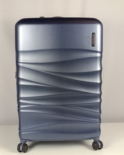 American Tourister Tranquil 3-piece Hardside Set (Blue). Size: 51 cm, 61 cm, 71 cm. - A