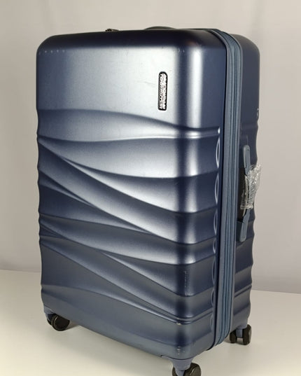 American Tourister Tranquil 3-piece Hardside Set (Blue). Size: 51 cm, 61 cm, 71 cm. - A