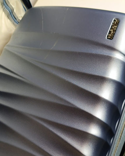 American Tourister Tranquil 3-piece Hardside Set (Blue). Size: 51 cm, 61 cm, 71 cm. - A