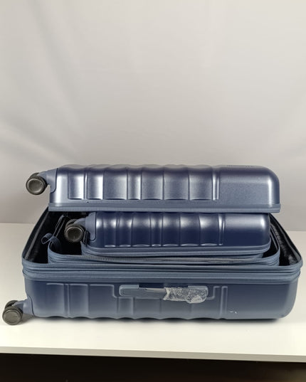 American Tourister Tranquil 3-piece Hardside Set (Blue). Size: 51 cm, 61 cm, 71 cm. - A