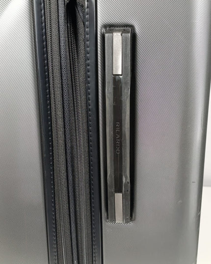 Ricardo Windsor 2-Piece Hardside Luggage Set (22 inch - 29 inch) (Grey) LU