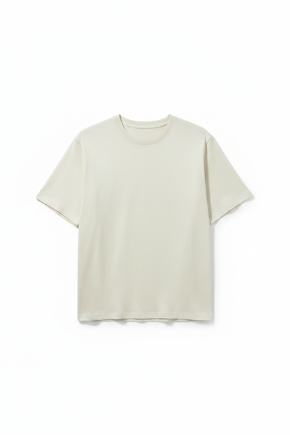 Front view - Off-white oversized t-shirt