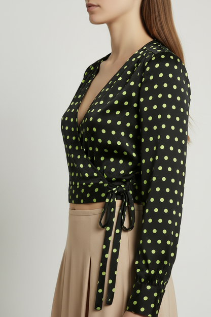 Guess Wrap Top – Right Profile