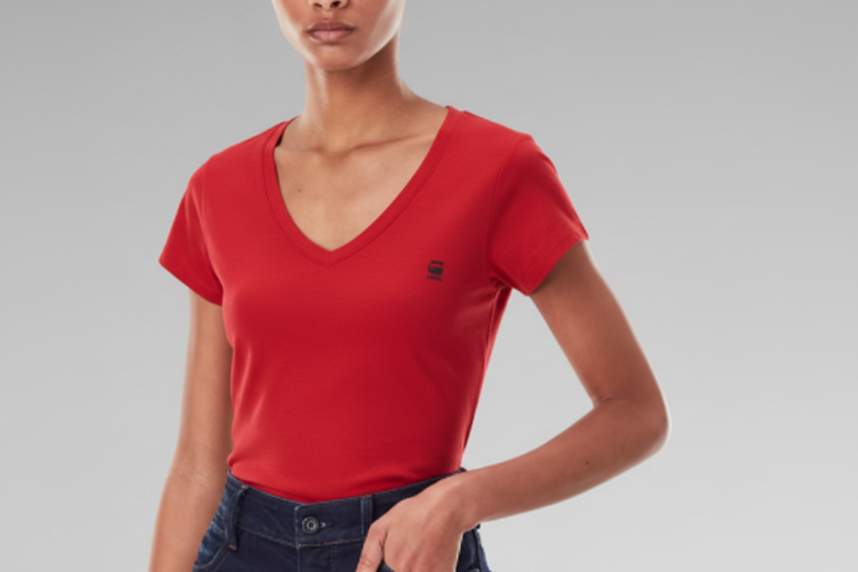 G-Star RAW Women's V-Neck T-Shirt in Dry Red