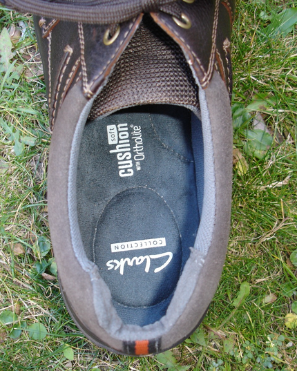 Clarks Cotrell Walk Men’s Oxford Flats – Brown dark Leather Casual Dress Shoes with Cushion Comfort