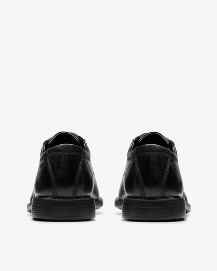 Clarks Cosgrove Cap Men’s Black Leather Derby Shoes – Classic Smart Dress Shoes with Lasting Comfort