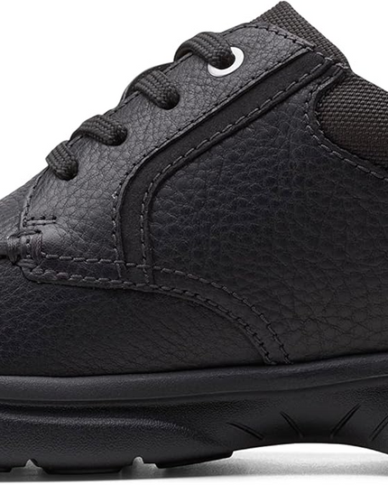 Clarks Bradley Vibe Men’s Oxford Shoes – Classic Leather Dress Shoes with Lightweight Comfort