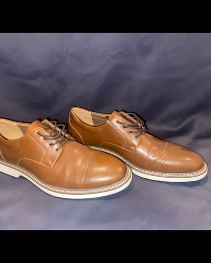 Men's Brown Leather Dress Shoes – Classic Oxford Style by Clarks