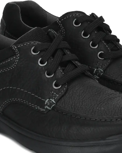 Clarks Cotrell Edge Men’s Black Oily Leather Boots – Casual Ankle Boots with Cushion Comfort and Durable Style