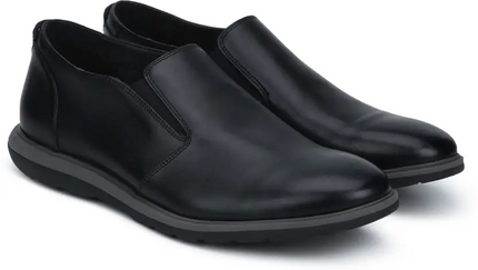 Clarks Glaston Step Men’s Black Leather Slip‑On Shoes – Comfortable Casual Loafers with Durable Grip