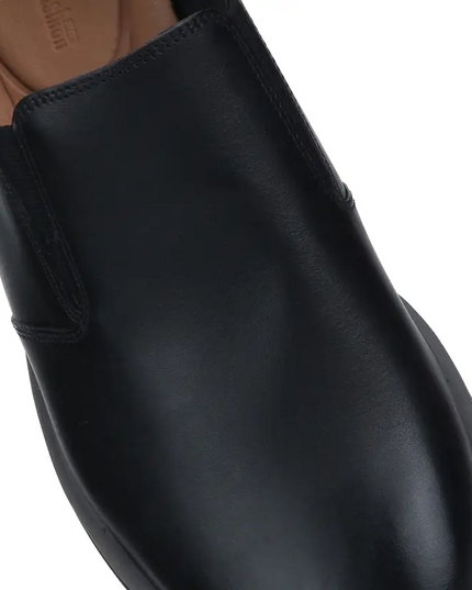 Clarks Glaston Step Men’s Black Leather Slip‑On Shoes – Comfortable Casual Loafers with Durable Grip