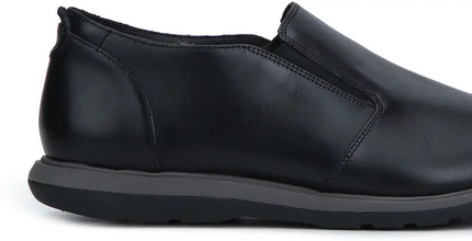 Clarks Glaston Step Men’s Black Leather Slip‑On Shoes – Comfortable Casual Loafers with Durable Grip