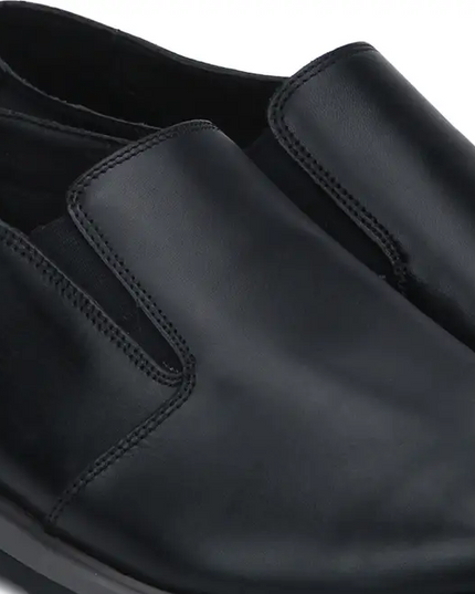 Clarks Glaston Step Men’s Black Leather Slip‑On Shoes – Comfortable Casual Loafers with Durable Grip