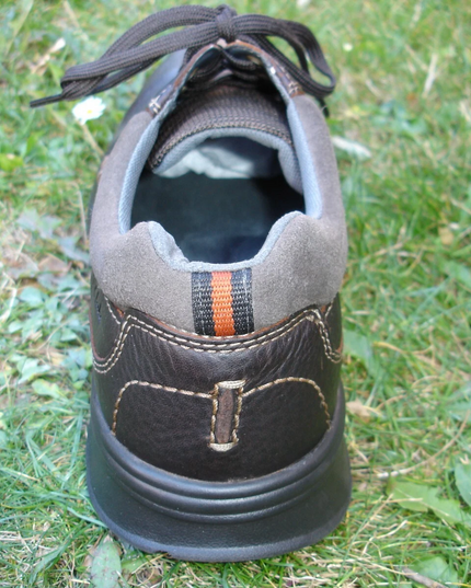 Clarks Cotrell Walk Men’s Oxford Flats – Brown dark Leather Casual Dress Shoes with Cushion Comfort