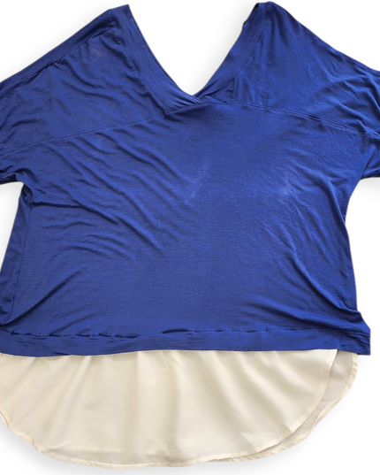 GLITZ Blue And White Women's Top