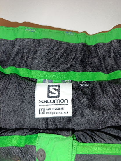 Close-up of Salomon ski pants waistband and size label