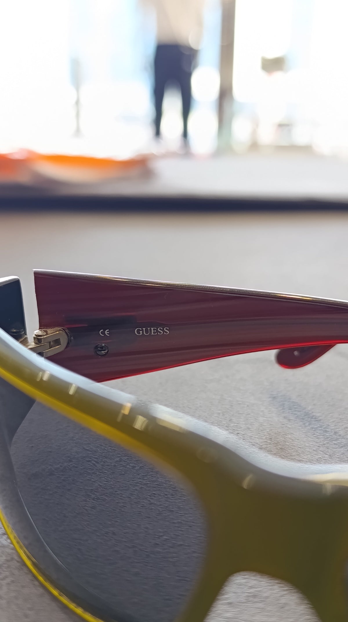 Guess Gu6213 Ol-3 Sunglasses – Olive Green / Burgundy / Dark Smoke