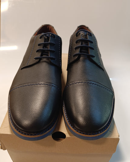 Clarks Dezmin Cap Men's Leather Dress Shoes – Classic Cap Toe Oxford Style