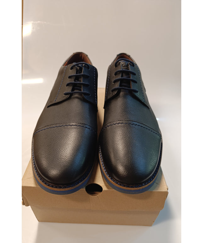 Clarks Dezmin Cap Men's Leather Dress Shoes – Classic Cap Toe Oxford Style