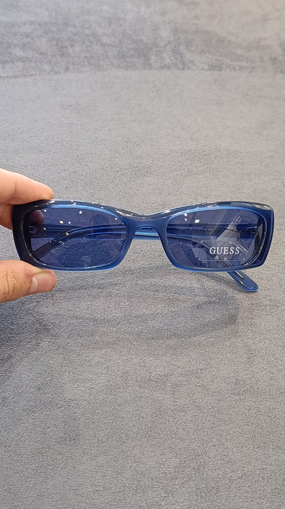 Guess Gu6141 Bl-9 Sunglasses – Crystal Blue / Dark Blue