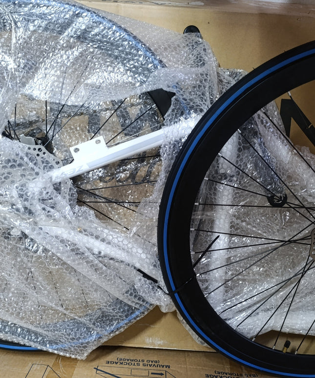 Zyklus Zesto Hybrid Bike White/ Medium