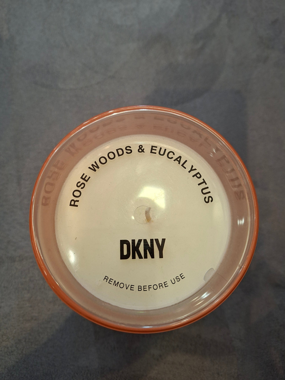 Dkny Rose Woods & Eucalyptus Glass Scented Candle- Blush
