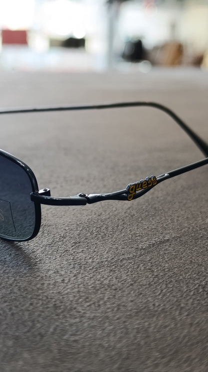 Guess Gu6124 Tl-31 Sunglasses – Dark Navy / Blue-Grey