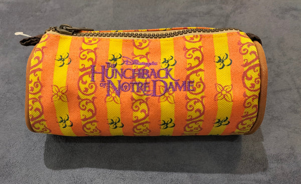 Ambar Bolsa Redonda The Hunchback of Notre Dame Pencil Case