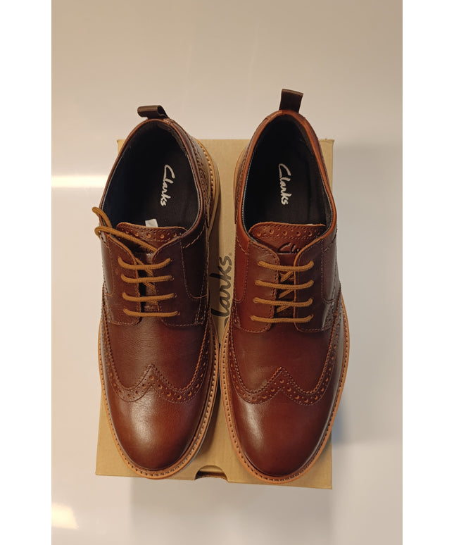 Clarks Men’s Leather Shoes – Classic Comfort Dress & Casual Footwear