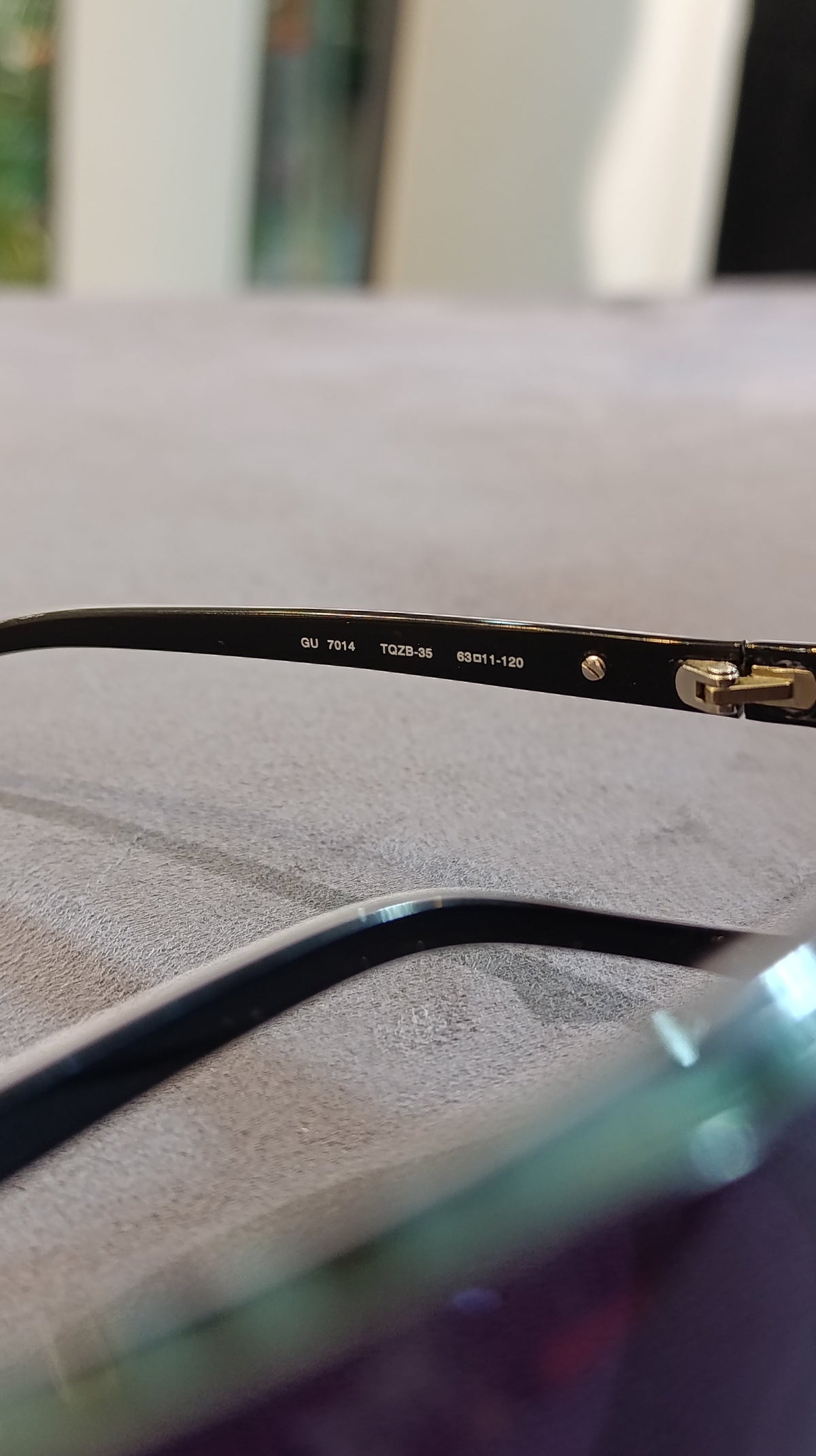 Guess Gu7014-Tqzb-35 Sunglasses – Turquoise Zebra / Crystal G / Smoke Gradient
