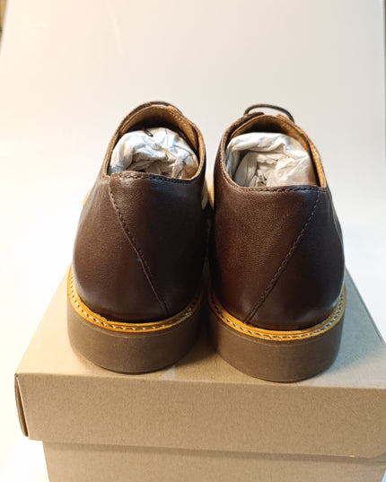 Clarks Atticus Limit Men's Leather Chukka Boots – Classic Lace-Up Ankle Boots for Casual & Dress Wear