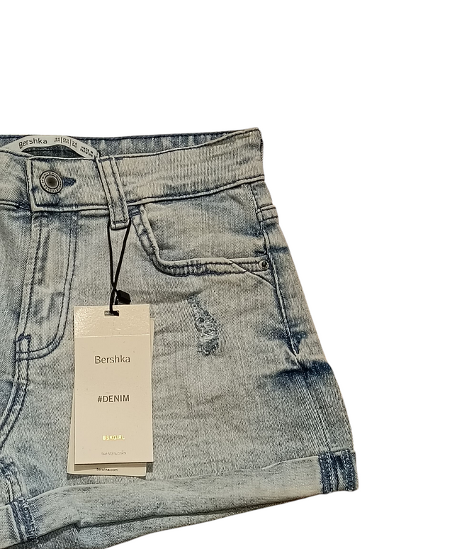 Berskha BSKGIRL DENIM Women's Jeans Shorts The color is a dark white on a sky