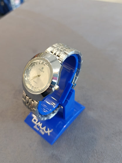 Unique Quartz Women'S Watch – Silver-Tone With Crystal Bezel