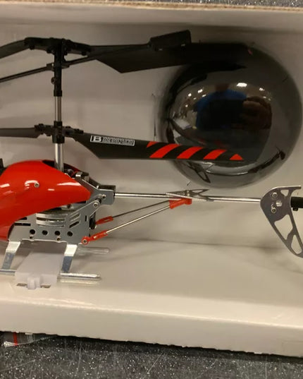 BeeWi Bluetooth Controlled Interactive Battle Helicopter w/ iOS App Control Red
